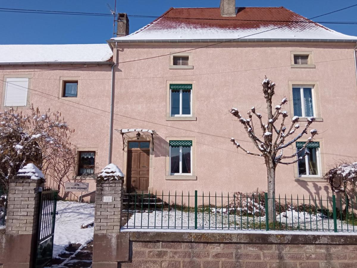 Les Deux Licornes Villa Anchenoncourt-et-Chazel Exterior photo