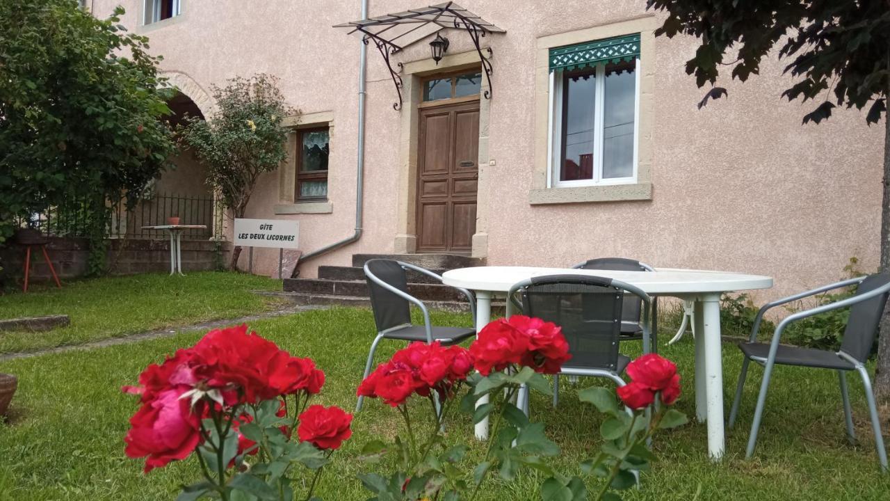 Les Deux Licornes Villa Anchenoncourt-et-Chazel Exterior photo
